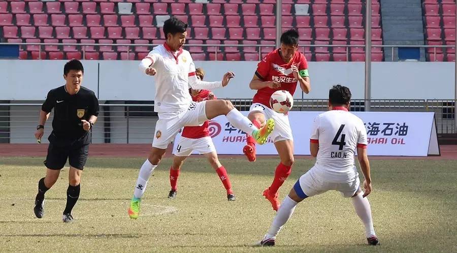 梅县铁汉冲甲成功视频,梅县贺岁杯足球