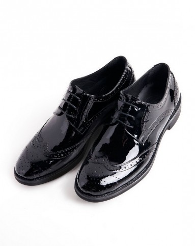 新皮鞋如何不磨脚,教你让皮鞋焕然一新