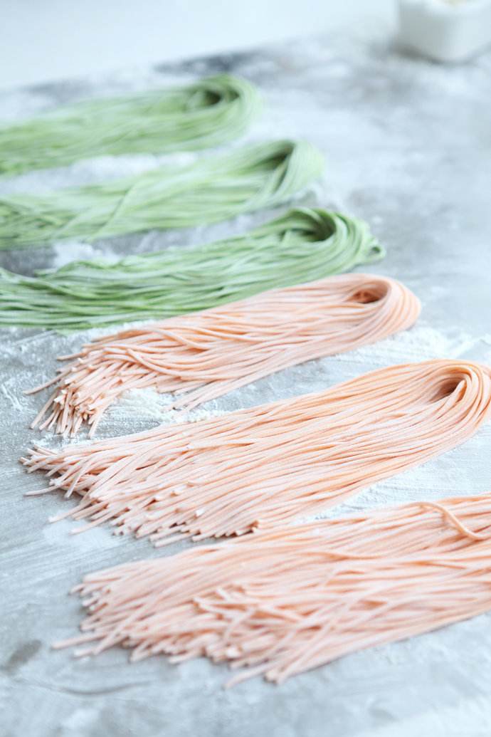 彩色面条用什么蔬菜,彩色蔬菜面条的做法