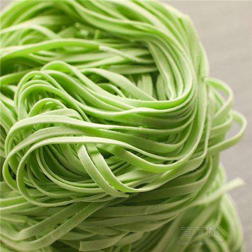 彩色面条用什么蔬菜,彩色蔬菜面条的做法