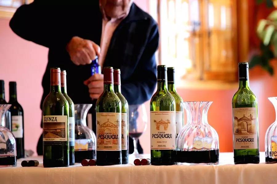 媲美茅台的酒叫什么,媲美茅台王子的酒