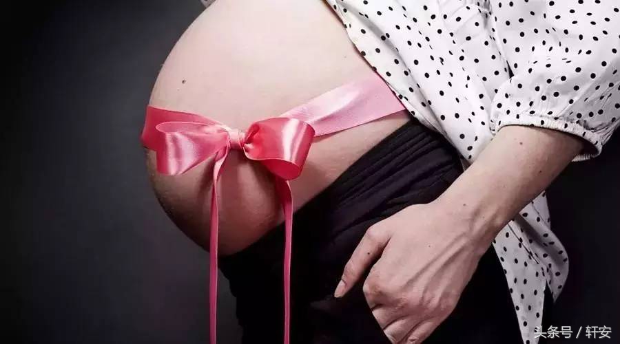 孕妈妈注意了这3种“胎动”应警惕BB在求救