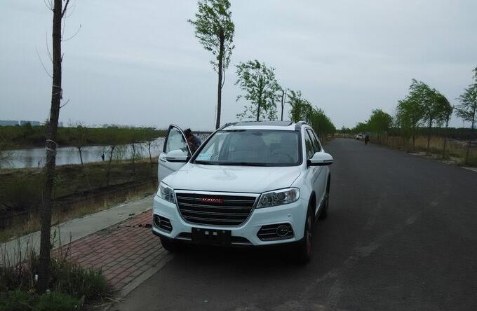 广州小青年说哈弗H6越看越好看，结果开起来是另一回事