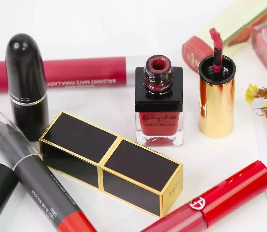 唇釉豆沙色排行榜10强,桃红色豆沙色显白唇膏唇釉