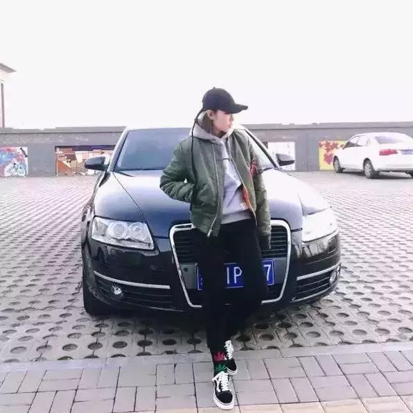 听说你以前挺土的,我也是