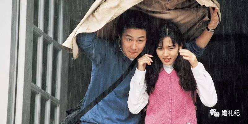 春天适合拍婚纱照的地方,雨天拍婚纱照也是别有一番风味