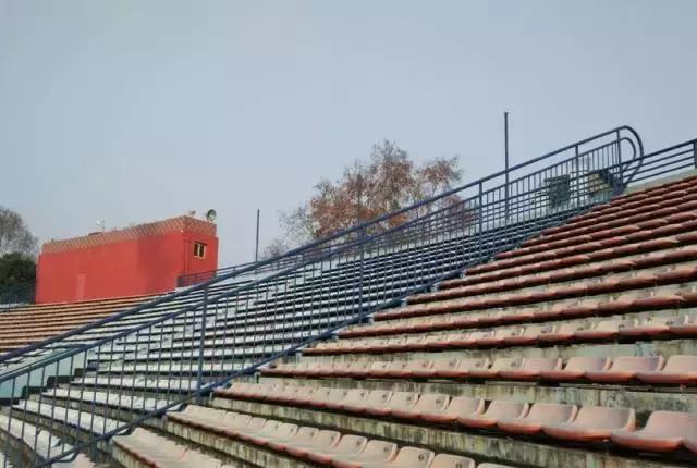 新华路武汉足球,武汉市江汉区新华路17号