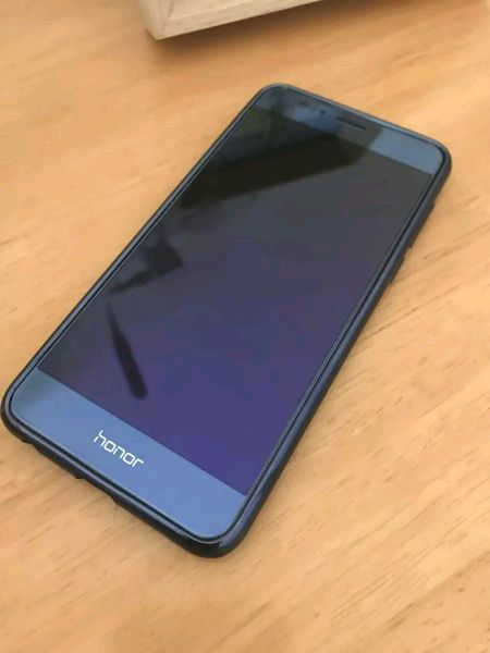 荣耀8魅海蓝刚出的时候多少钱,荣耀8青春幻海蓝和魅海蓝