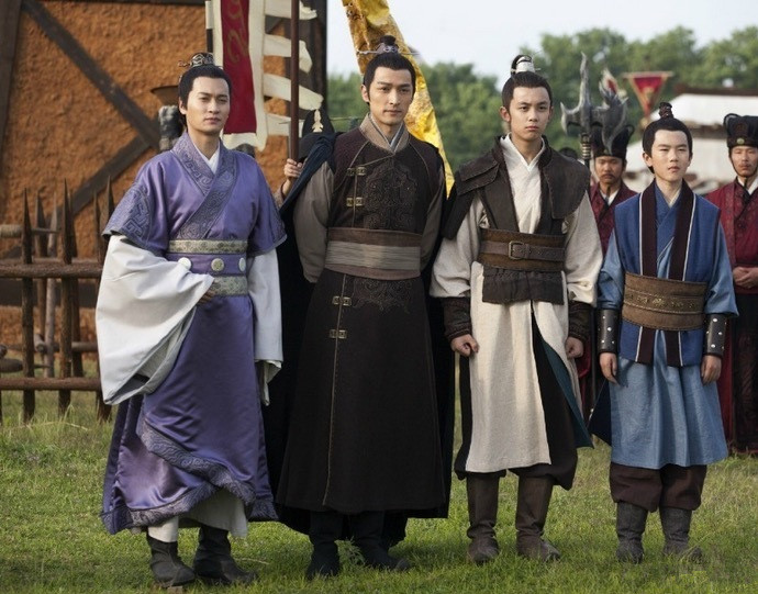 鹿晗吴世勋易烊千玺王俊凯,吴世勋鹿晗王俊凯