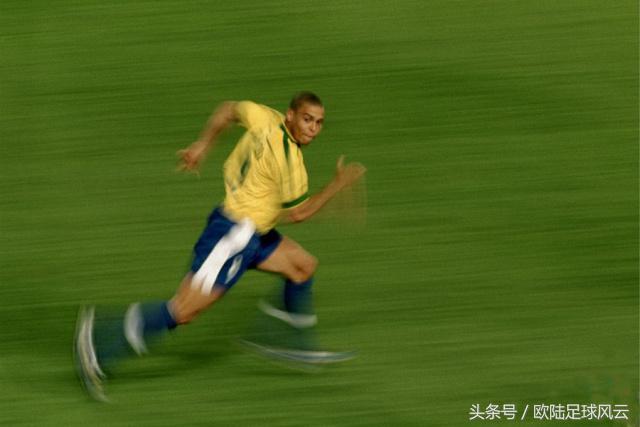 你还记得你的足球初恋吗,还记得你与足球的第一次恋爱吗