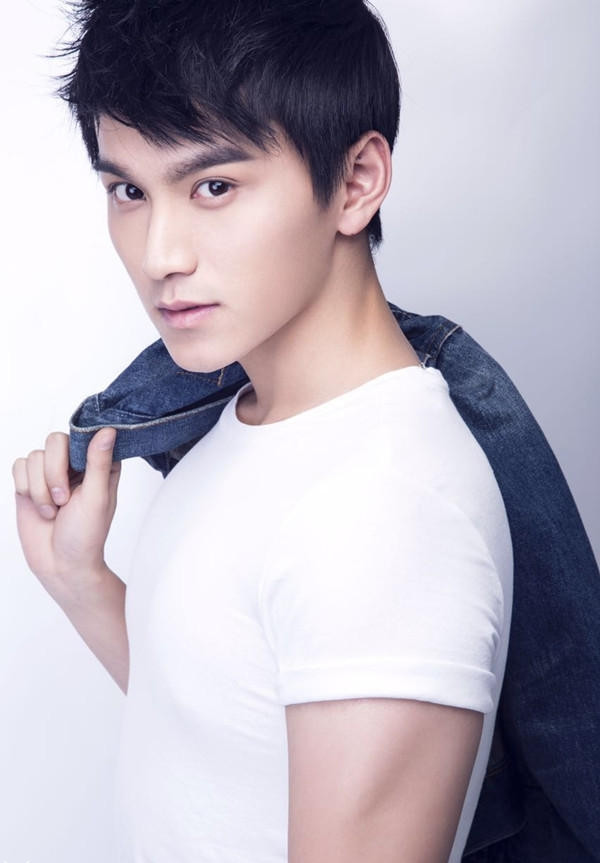 鹿晗吴世勋易烊千玺王俊凯,吴世勋鹿晗王俊凯