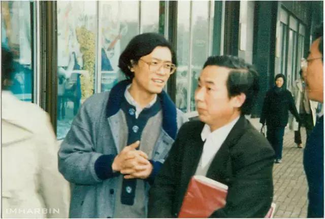 “格调如此独特，真不容易”！—曾被全国瞩目的秋林公司橱窗广告