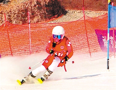 朋友圈滑雪的正确姿势,滑雪的正确姿势文字