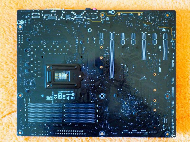 酷睿cpu和华硕cpu哪个更好,攒机cpu主板哪个贵点