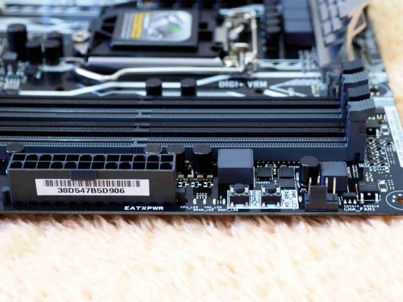 酷睿cpu和华硕cpu哪个更好,攒机cpu主板哪个贵点