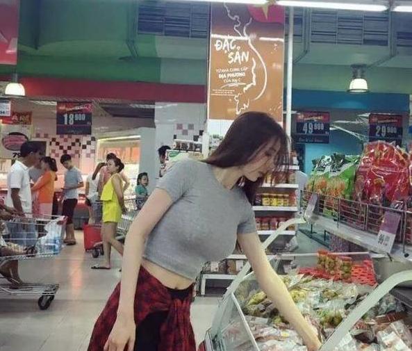 妹子，你这口味也太重了吧