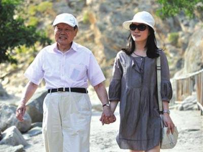 杨振宁和翁帆多大年龄结婚,翁帆嫁给杨振宁的年龄