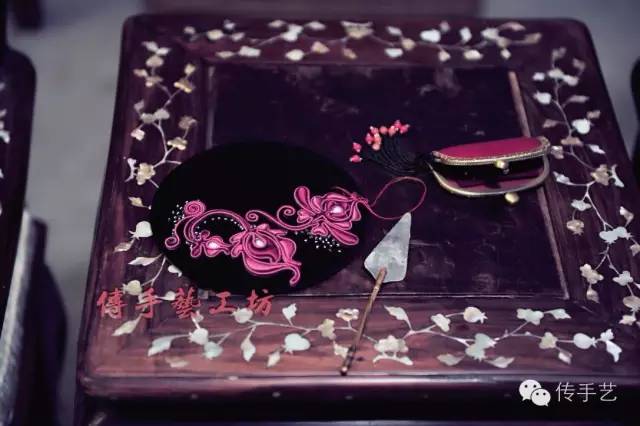 把贝壳焯水，去皮，切片，然后变魔术螺钿工艺（附制作工艺）