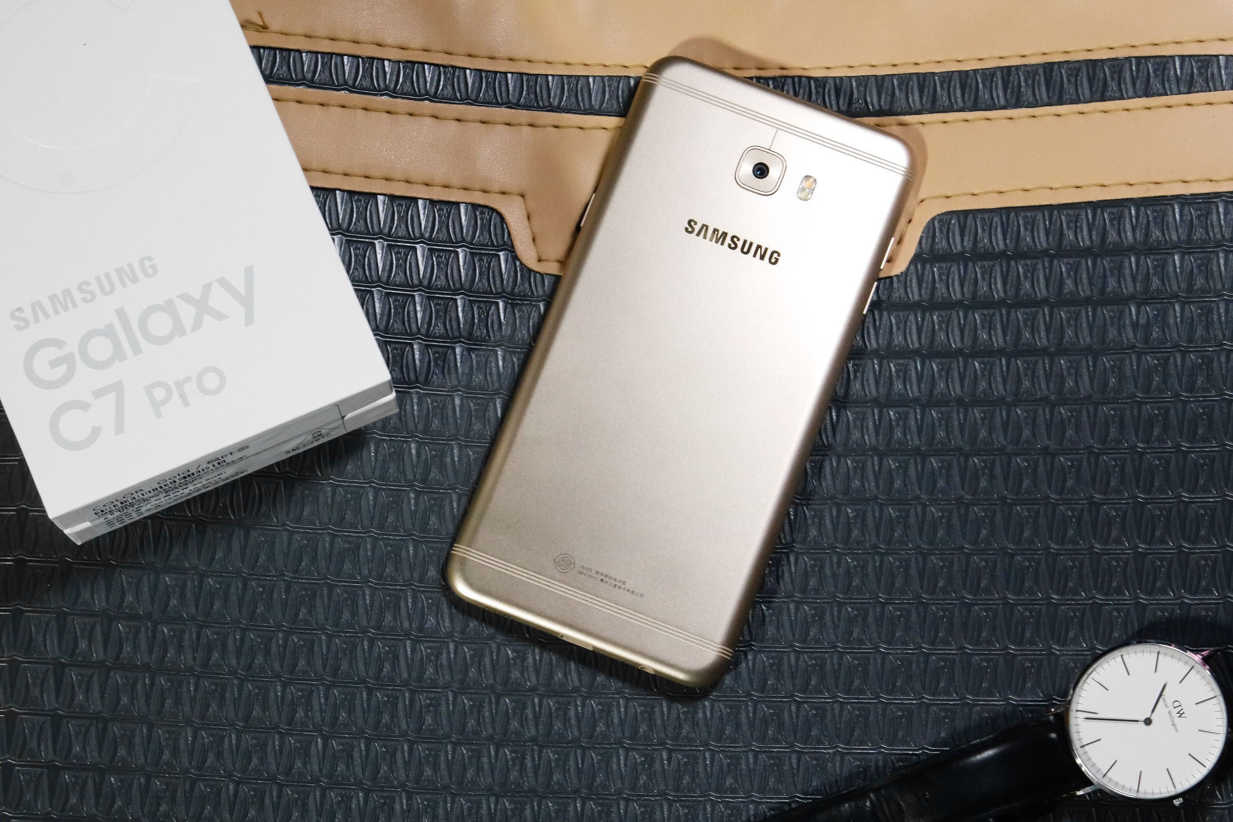 三星盖乐世c7pro好吗,盖乐世pro对比857