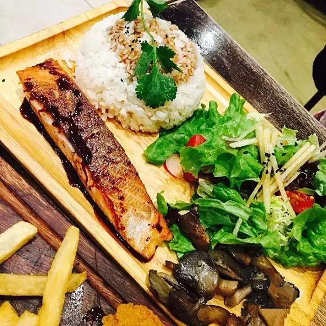 11大商场45家好吃餐厅,上海各大商场觅食指南,逛到哪吃到哪