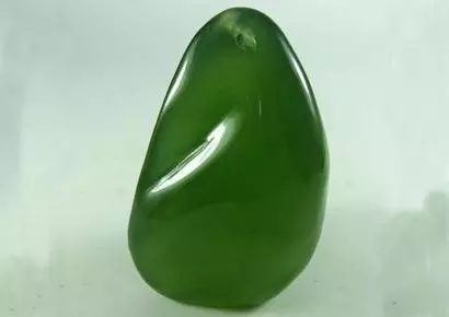 翡翠的abcd货的基本鉴定特征,如何鉴别b货翡翠和天然翡翠