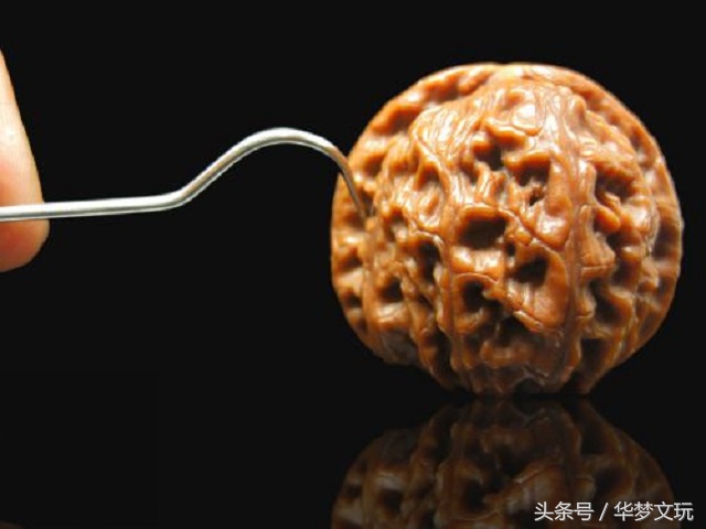 清洗文玩核桃能用牙刷吗,文玩核桃猪鬃刷怎么清洗