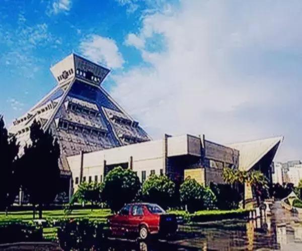 开国定都的朝代,开国之君夏朝商朝西周