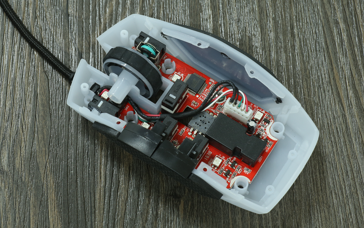 腹灵为什么总是断触,鼠标光磁微动对比欧姆龙