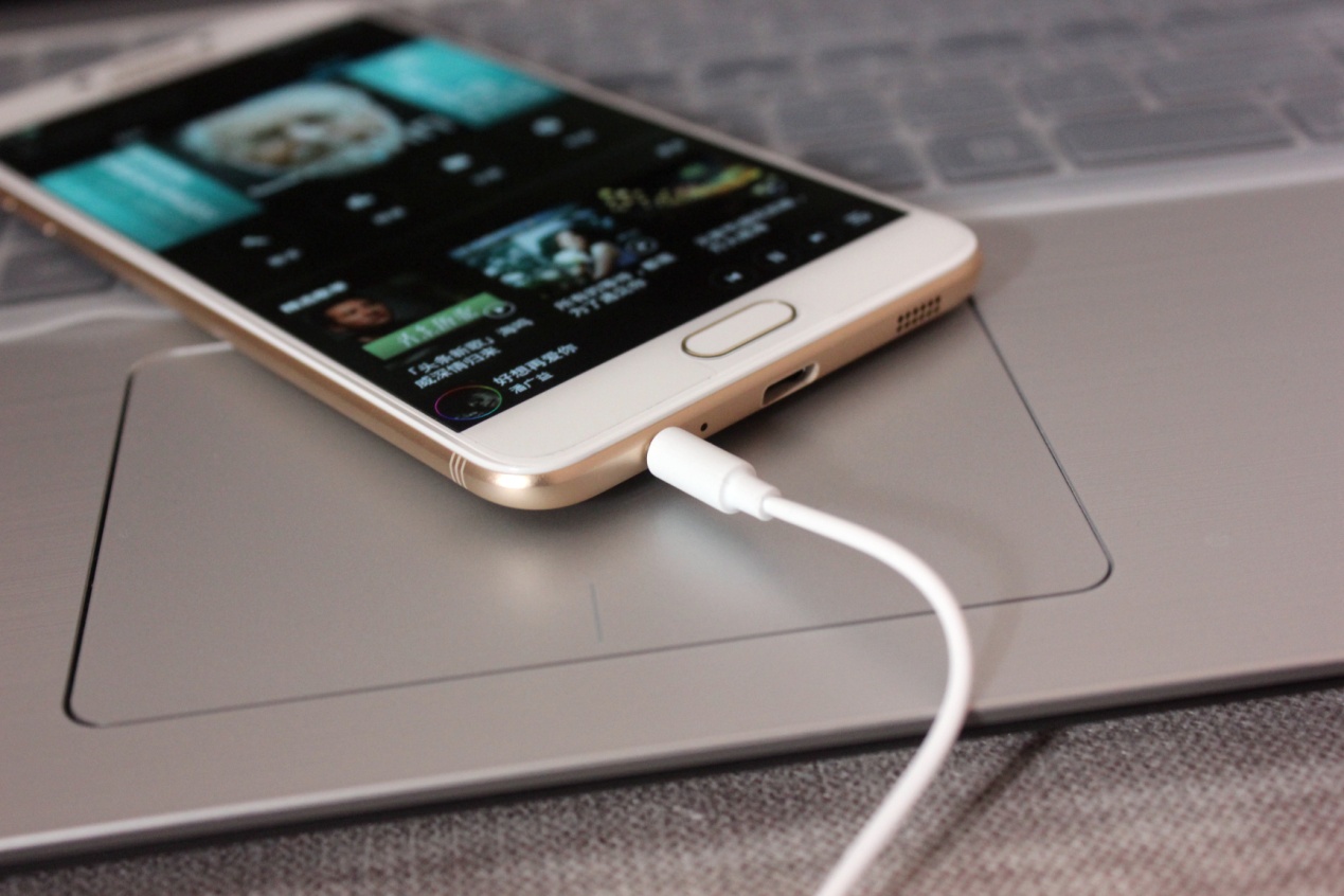 三星手机c7pro评测参数,三星手机c7与c7pro的区别