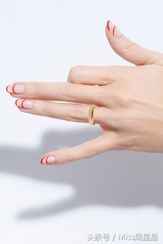 唐嫣宋佳穿衣搭配图片,白色月光宋佳美甲图