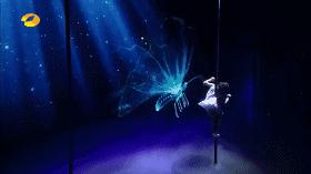 都在催谢娜当妈!没想到她早已练好带娃秘籍