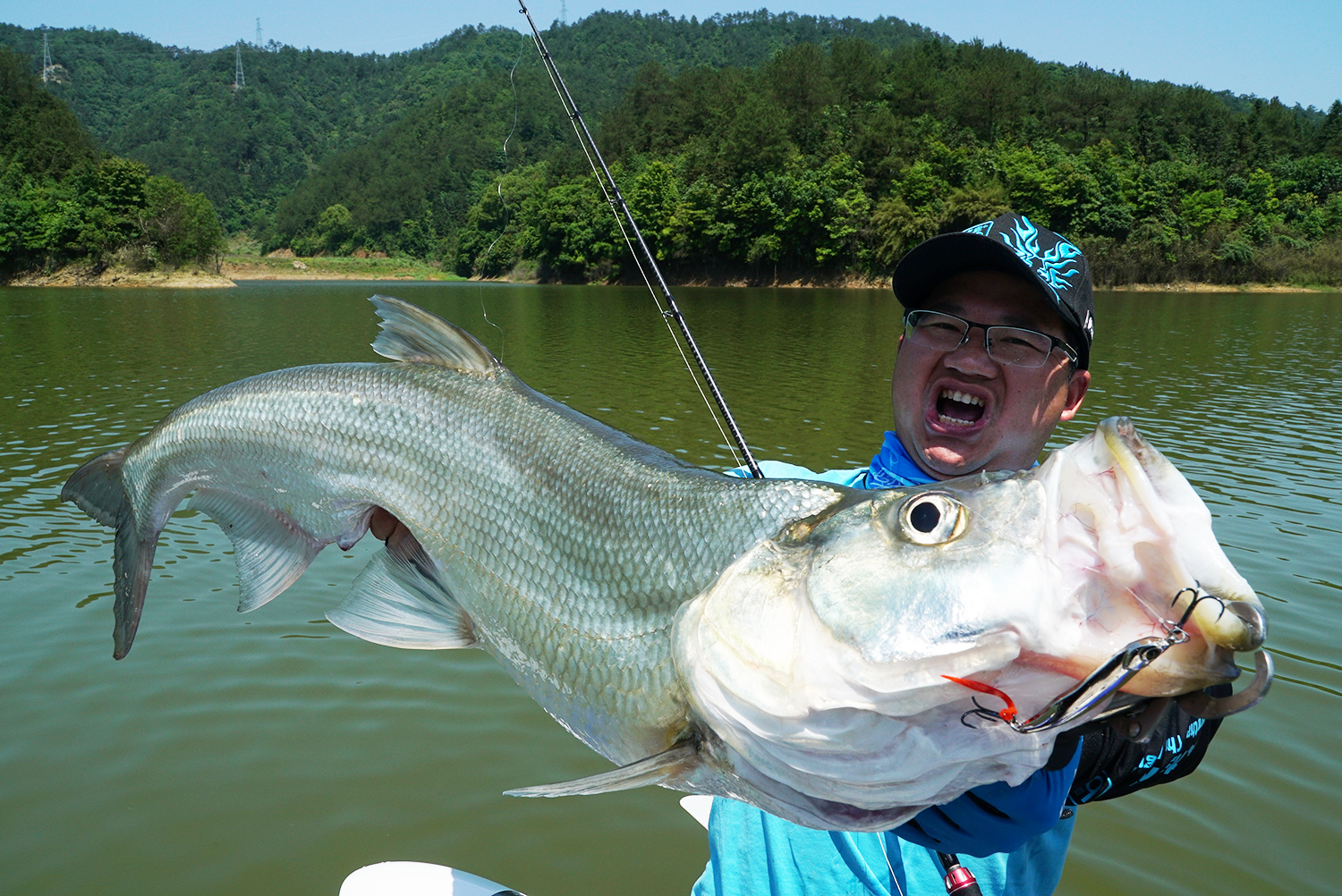 钓鱼就是享受不同种类的鱼,不一样的食肉鱼