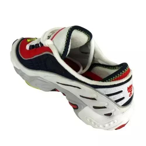 yeezy最后一款鞋,这双鞋又惊艳了谁的岁月