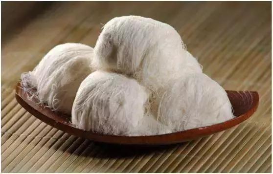 开学了宿舍要用哪些用品,开学了学生宿舍