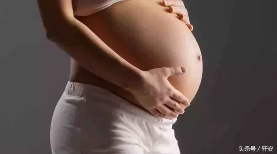 孕妈妈注意了这3种“胎动”应警惕BB在求救