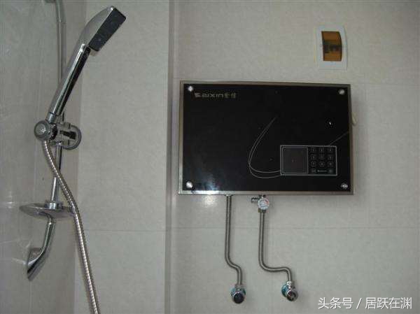 即热热水器跟储水式热水器区别,电即热式和储水式热水器哪个好