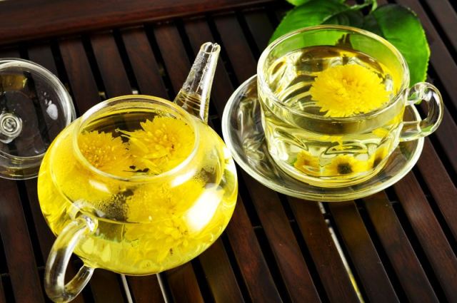 手机用多了眼疲劳,手机玩多了眼睛干涩用什么眼药水