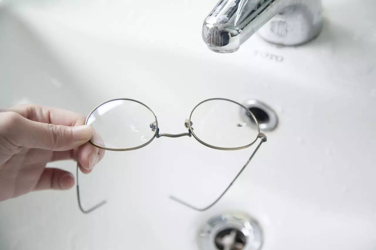 只有1%的人知道的题,眼镜布擦眼镜的正确方法