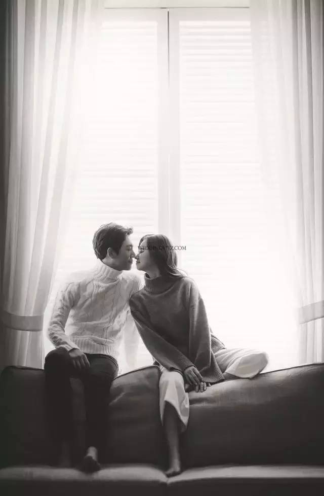 婚纱照夜景闪光灯摄影技巧,室内婚纱复古暖光怎么拍摄