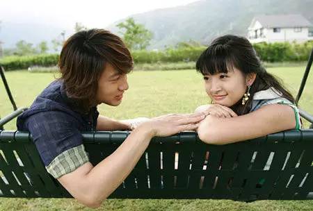 刘烨林依晨虐心戏,刘烨林依晨老男孩感情戏