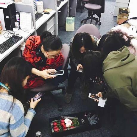 男子买错机票班次改签,男子误抢特价机票后退票