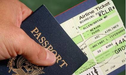 购买机票时名字错了怎么办,机票名字写错了能登机吗