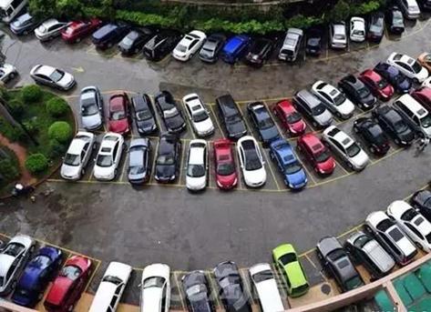 买车位是交钱好还是出租好,买房子租车位划算还是买车位划算