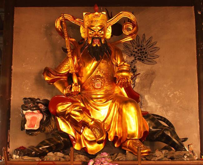 家里财神爷摆放风水正确图,居家摆放财神爷有什么讲究