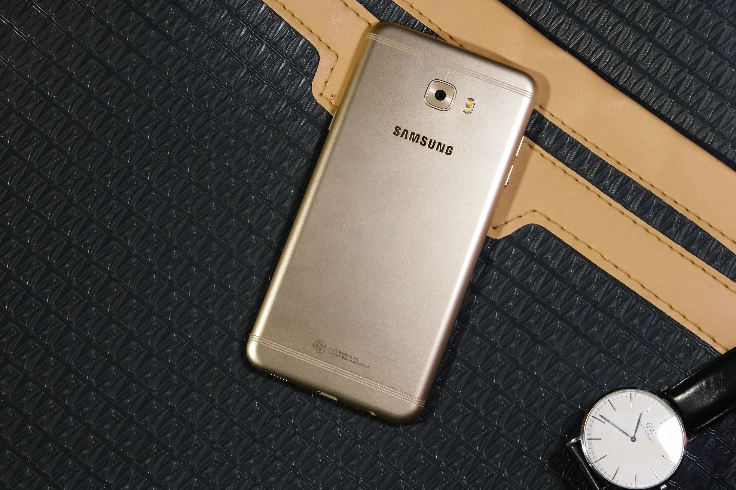 三星盖乐世c7pro好吗,盖乐世pro对比857