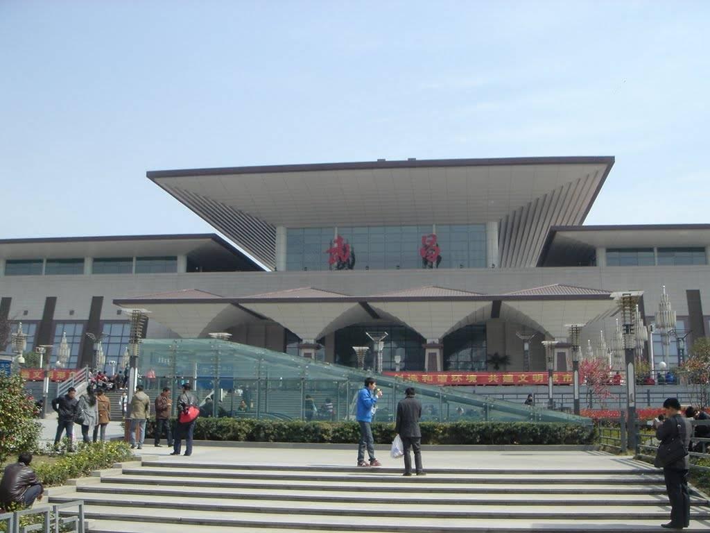 武昌火车站是老火车站吗,武昌火车站在武汉哪个位置