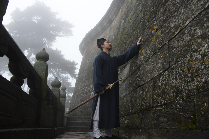 武当活骨气功完整版陈师行,武当道长陈师行养生功