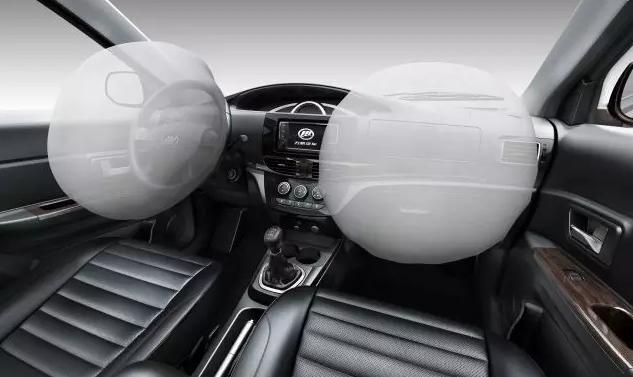 16年力帆乐途手动,全新力帆乐途