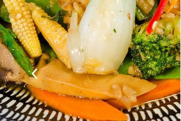 马尔代夫美居岛旅游,体验马尔代夫水屋