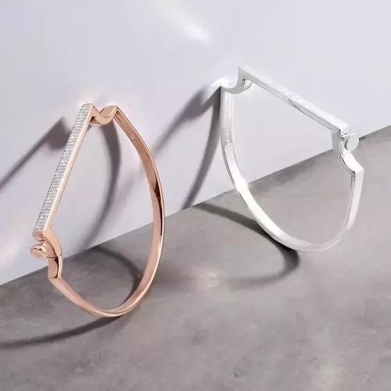 明星同款百元饰品,百元能买到什么化妆品